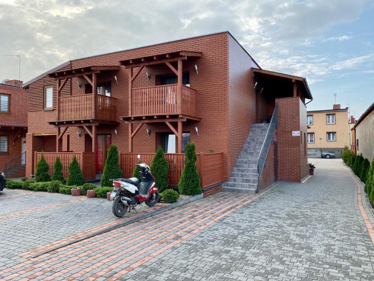 Klinkierowa Rezydencja Gniezno Exterior photo